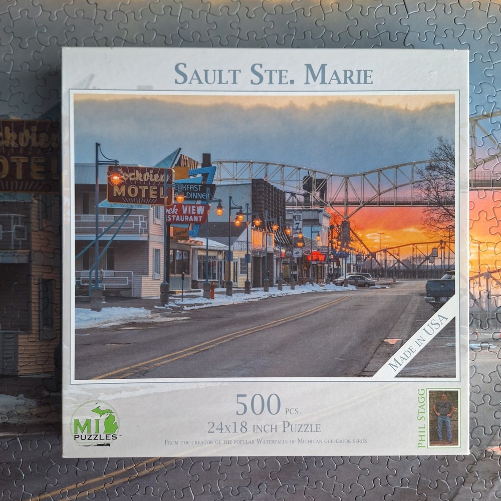 MI Puzzles Sault Ste Marie Michigan Sunset‎ 500 Piece Jigsaw Puzzle Phil Stagg